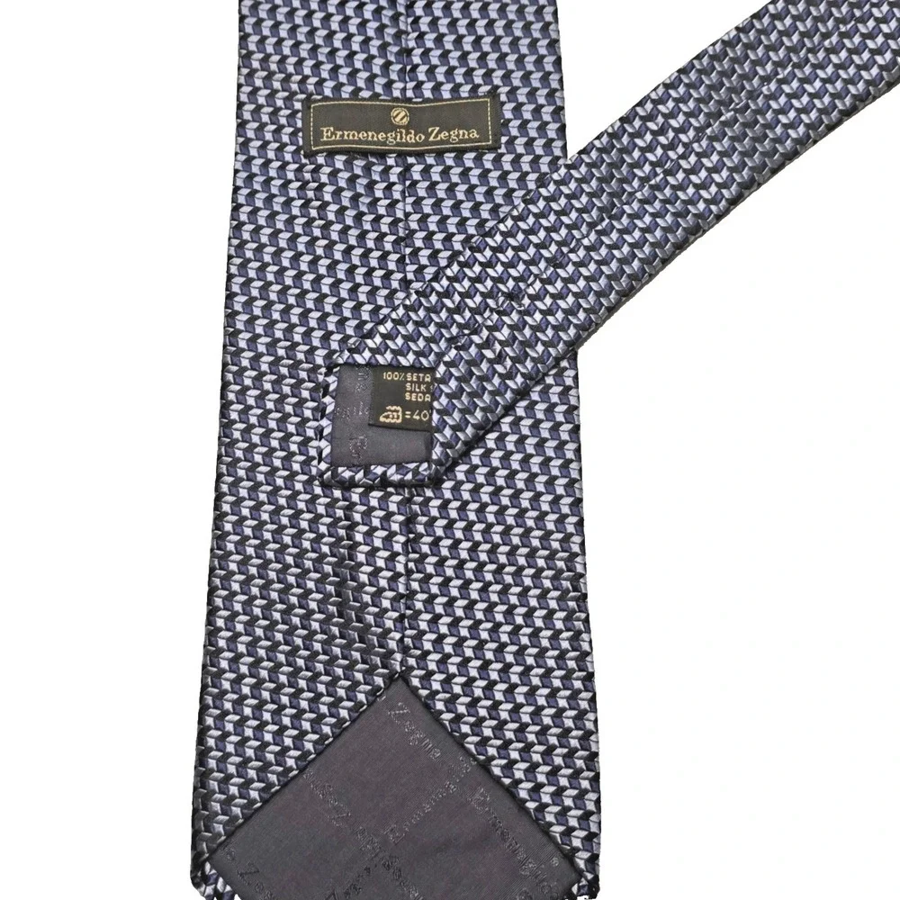 Ermenegildo Zegna Silk Tie Blue Chevron Pattern Made in Italy 58.4" x 3.6" - Picture 4 of 6